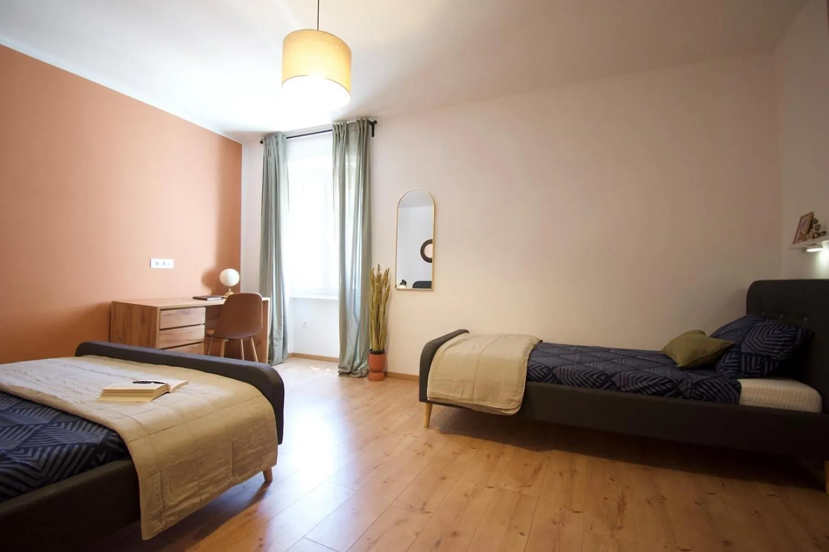 Apartment 150M From Arena Colosseum Pula