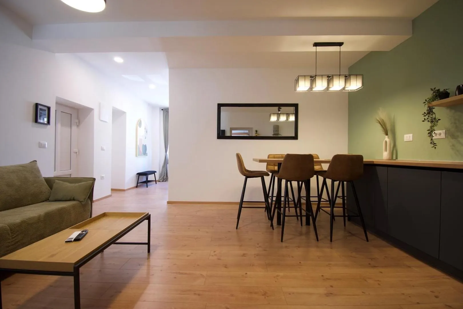 Apartment 150M From Arena Colosseum Pula